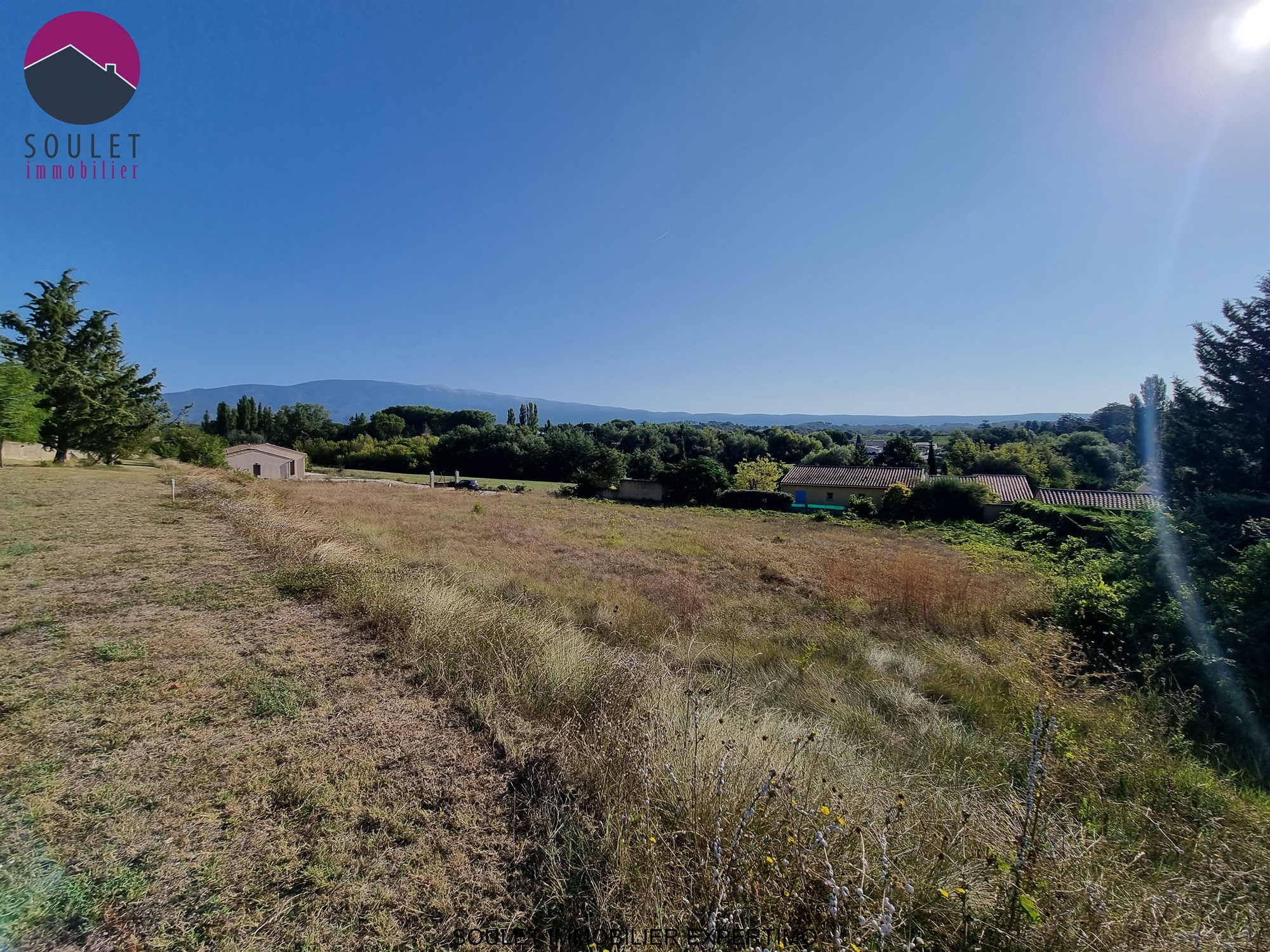 Beau terrain avec vue Ventoux et village