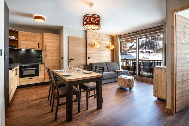 LES HOUCHES T3 balcon neuf 319000€