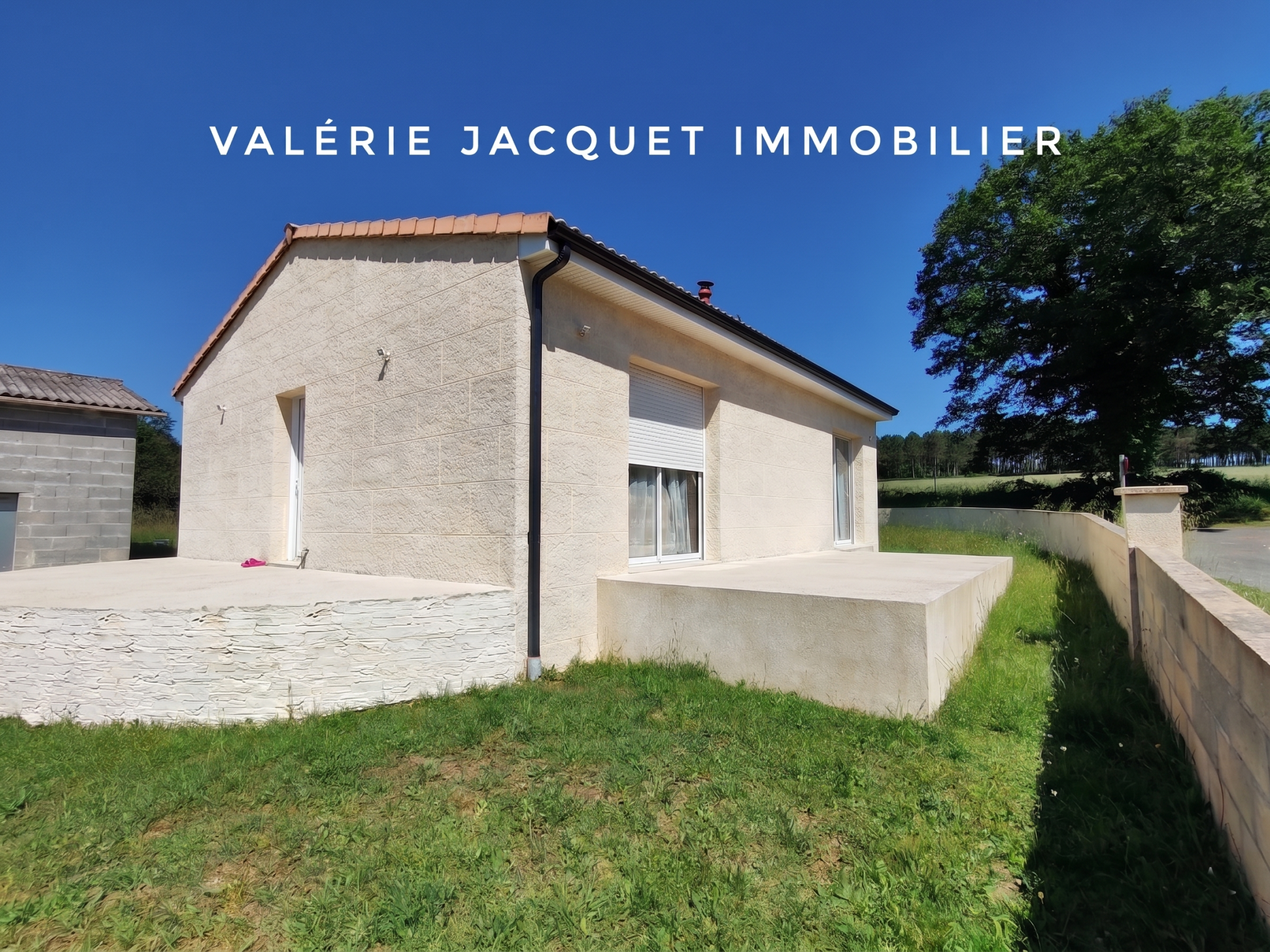 Maison récente avec bâtiment professionnel de 100 m2   Idéal artisan, entrepreneur ou collectionneur