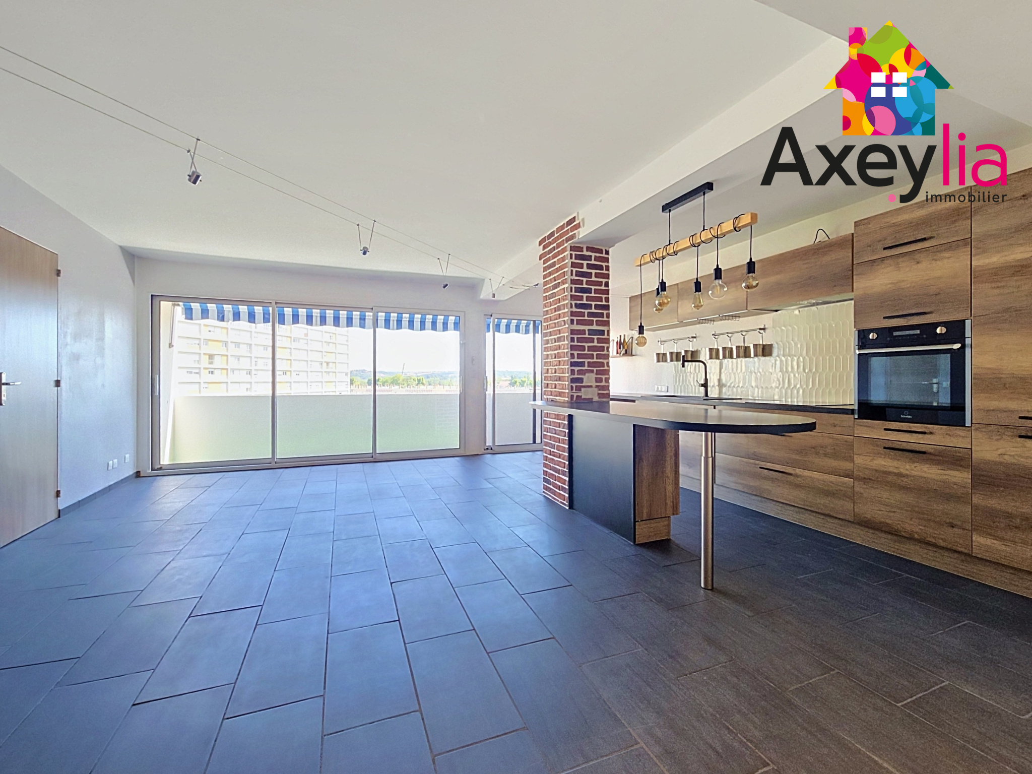 Appartement 5 pièces 84 m² · à Roanne · 84,3 m² · 140 000 €