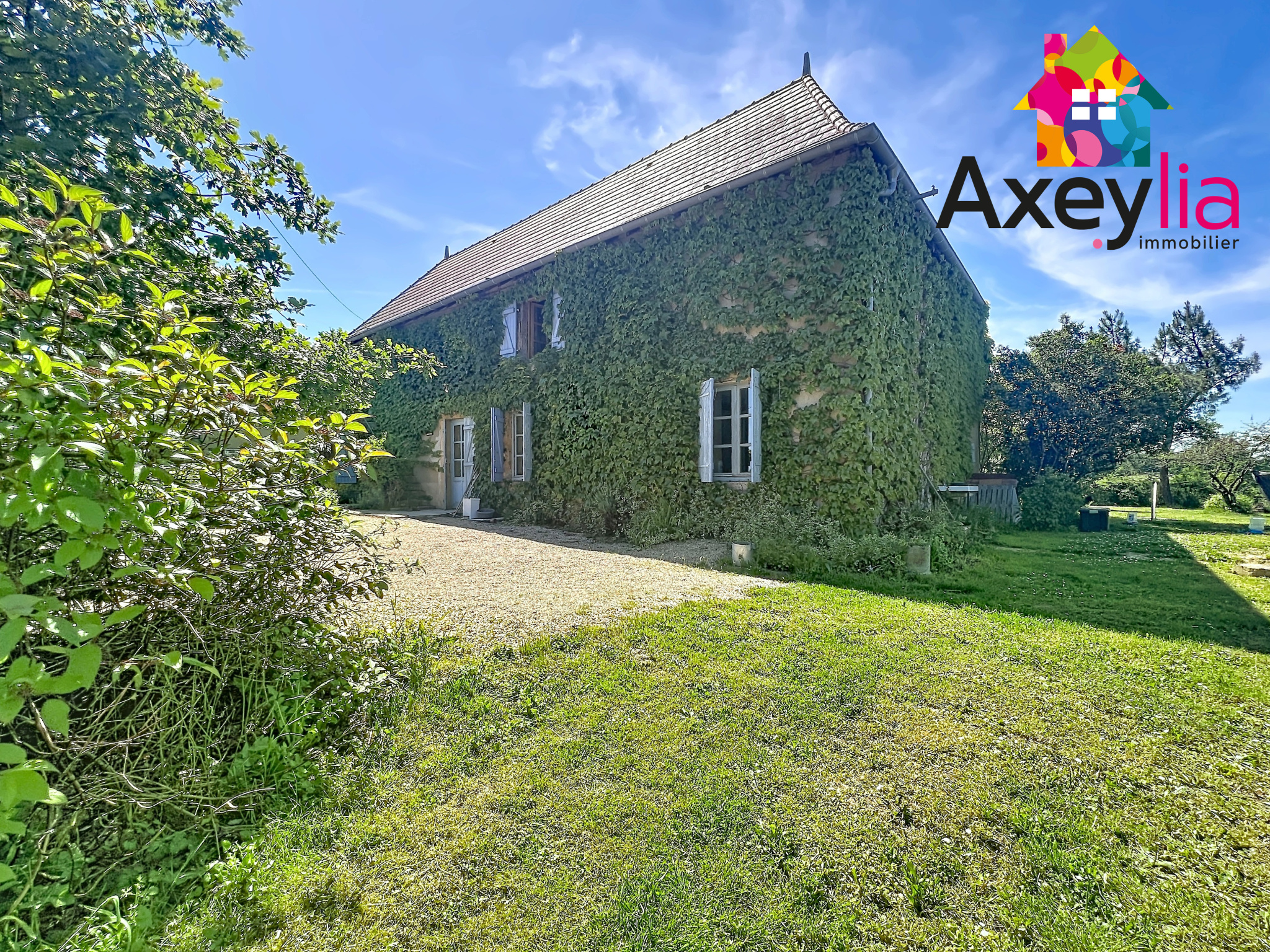 Maison 8 pièces 148 m² · à Neuilly-en-Donjon · 148 m² · 178 000 €