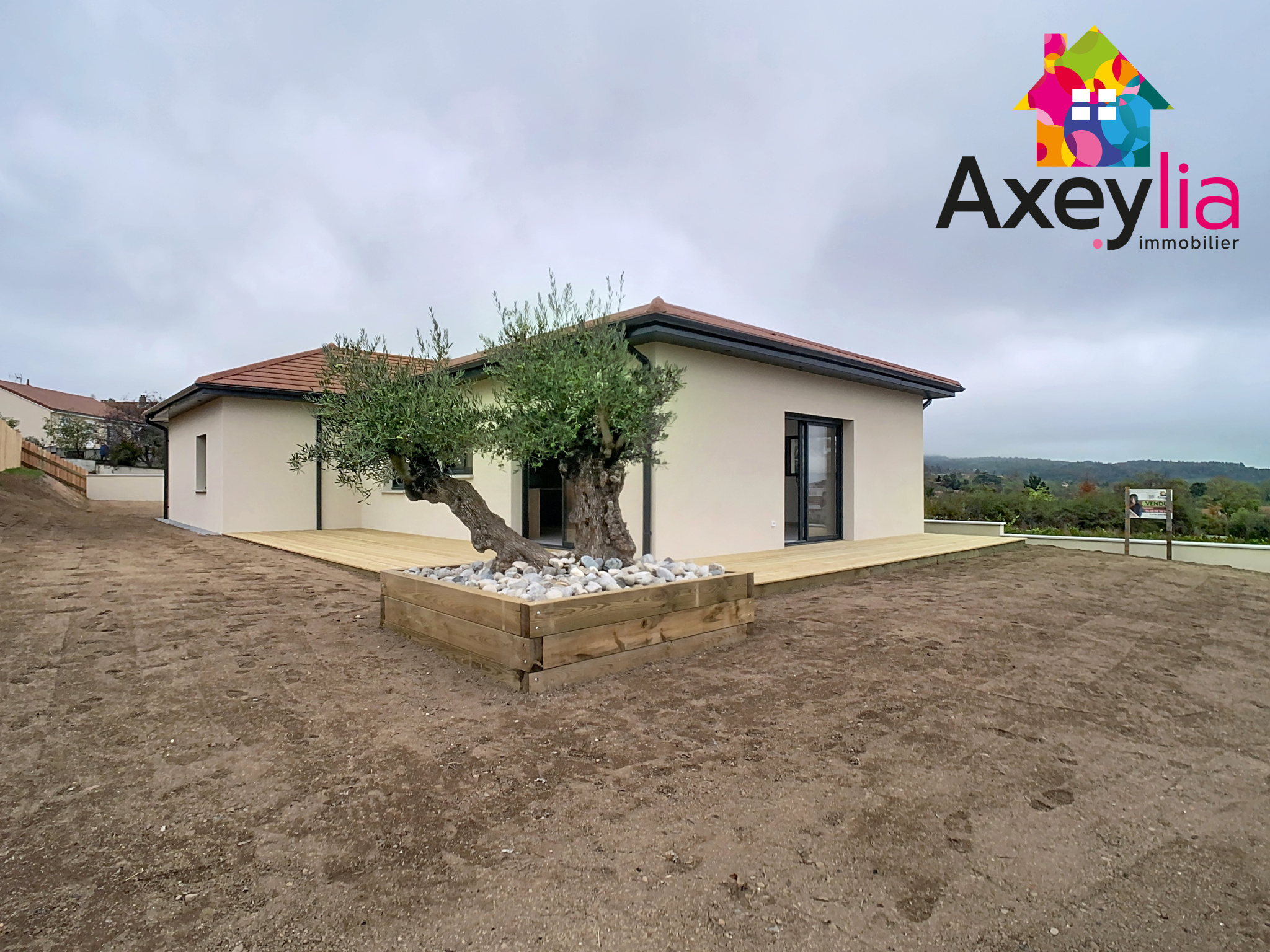 Maison 6 pièces 118 m² · à Ambierle · 117,7 m² · 350 000 €