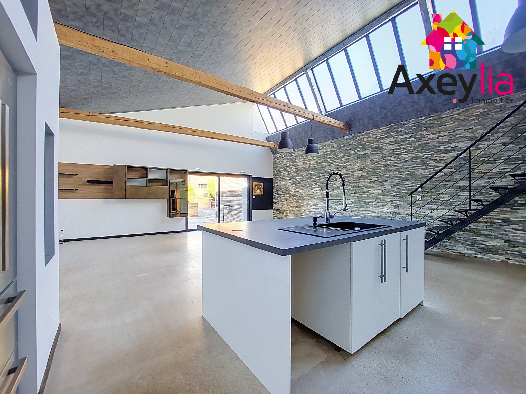 Appartement 5 pièces 143 m² · à Roanne · 143,2 m² · 270 000 €