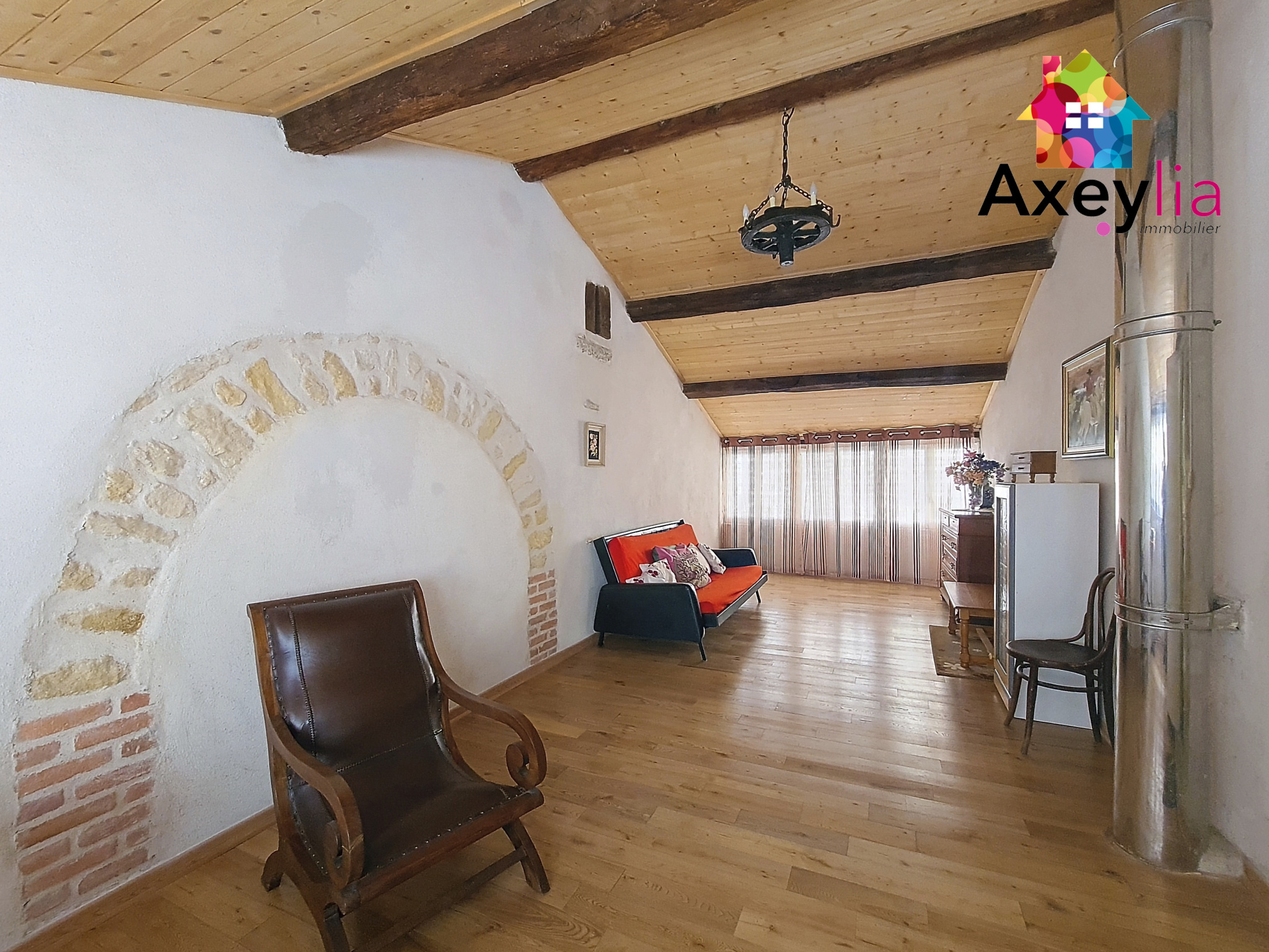 Maison 7 pièces 129 m² · à Marcigny · 128,8 m² · 99 900 €