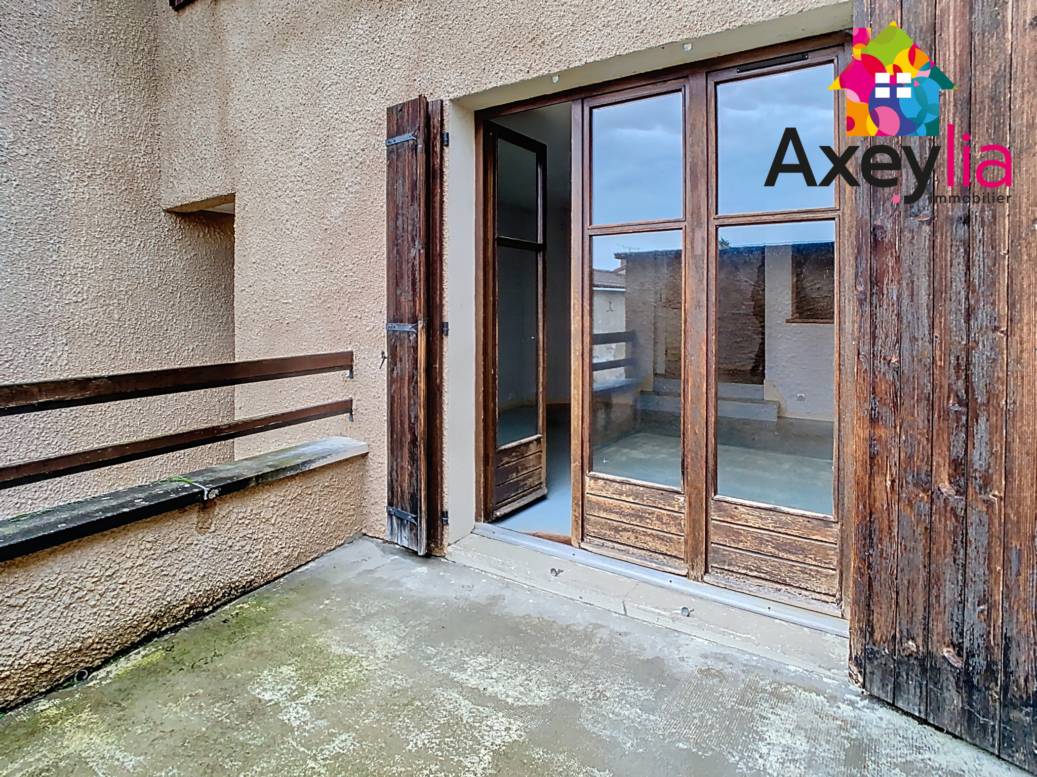 Maison 6 pièces 150 m² · à Villerest · 150,3 m² · 150 000 €